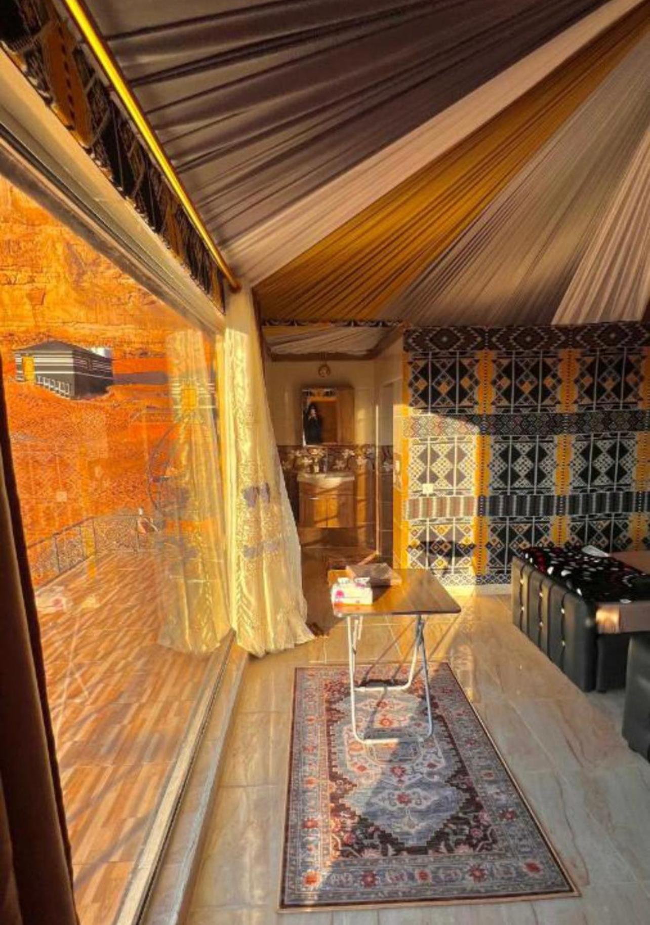 Rum Mountain Luxury Camp Aparthotel Wadi Rum Exterior photo